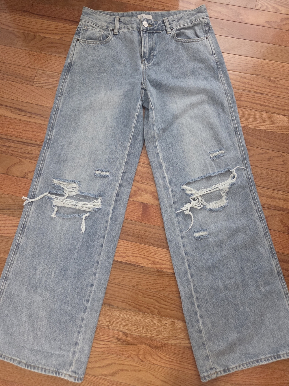 PACSUN Casey-Low Rise Baggy Light Blue Distressed Jeans